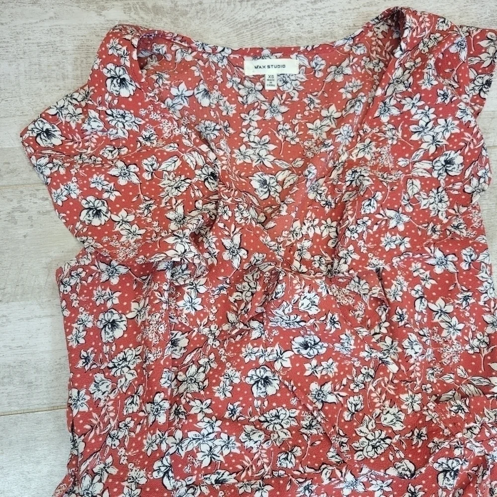 Max Studio Micro Floral MIDI Wrap Dress Size XS - Picture 3 of 6